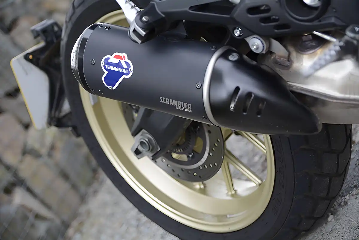 Used 2025 Ducati Scrambler 800 Full Throttle Black - Interior and Exterior details 4