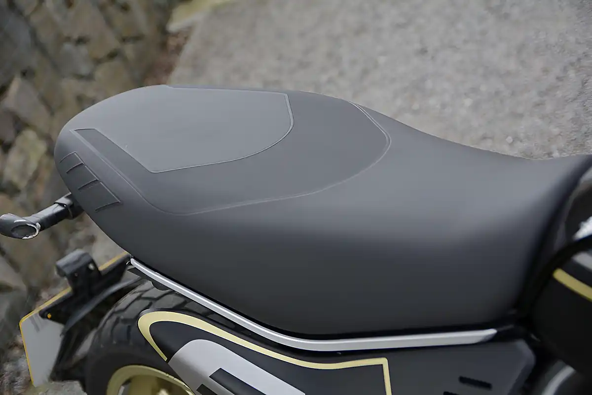 Used 2025 Ducati Scrambler 800 Full Throttle Black - Interior and Exterior details 7