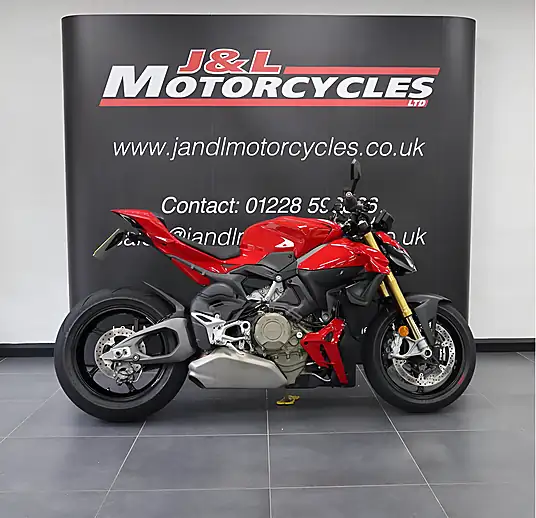 2025 Ducati Streetfighter V4S 1103cc