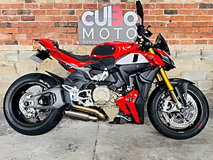 Used 2025 Ducati Streetfighter V4S Evo 2 Red - Interior and Exterior details 2