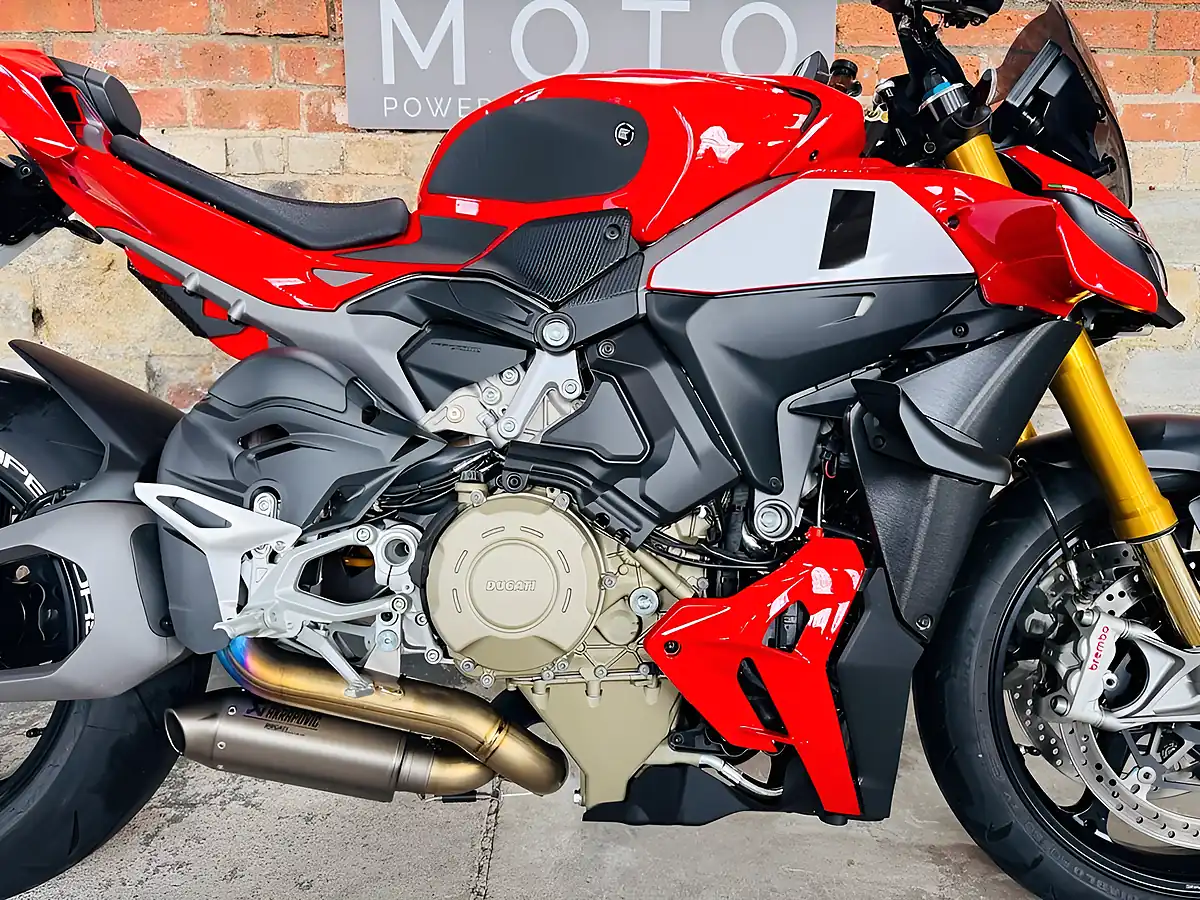 Used 2025 Ducati Streetfighter V4S Evo 2 Red - Interior and Exterior details 7
