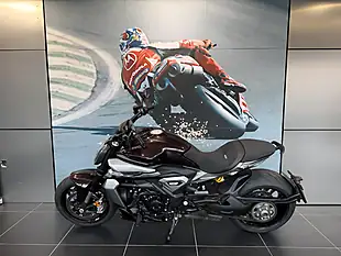 Used 2025 Ducati Xdiavel Black Lava - Interior and Exterior details 10