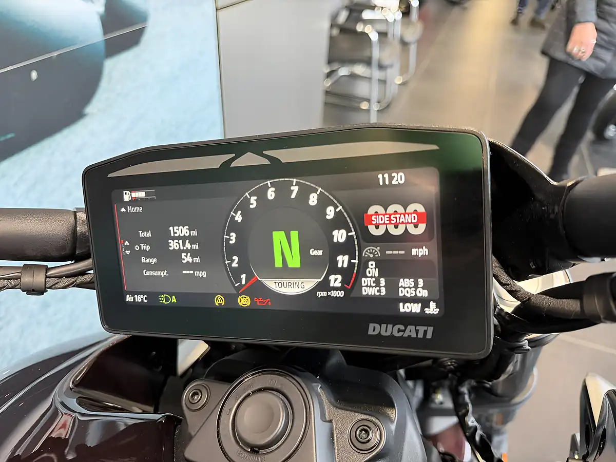 Used 2025 Ducati Xdiavel Black Lava - Interior and Exterior details 5