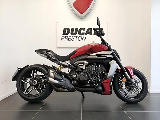 2025 Ducati XDiavel V4