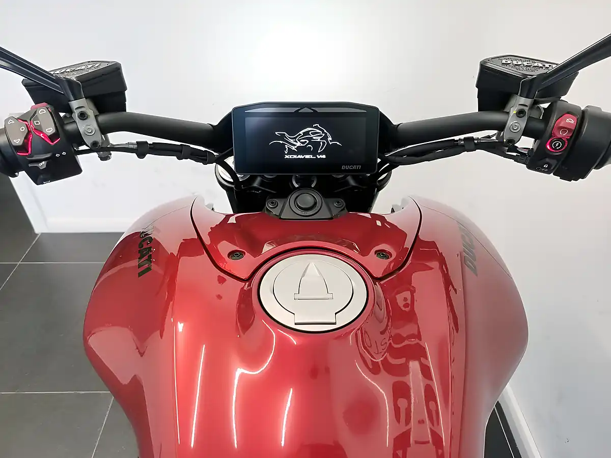 Used 2025 Ducati Xdiavel Burning Red - Interior and Exterior details 12