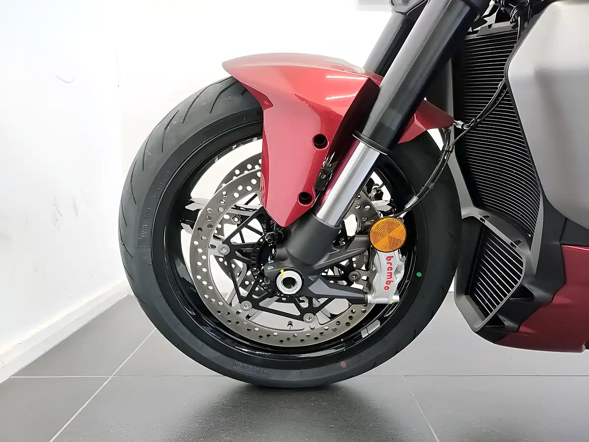 Used 2025 Ducati Xdiavel Burning Red - Interior and Exterior details 8