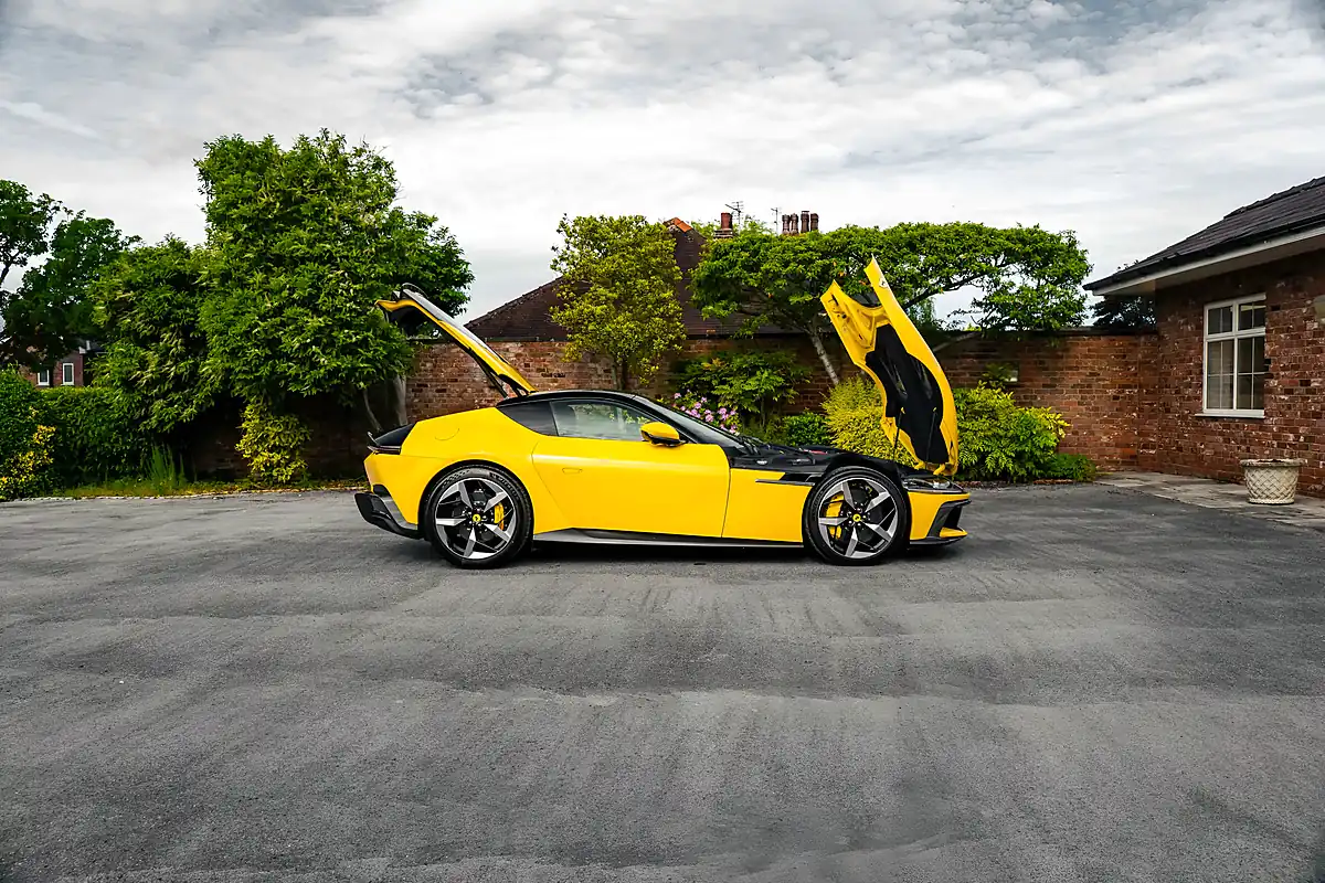 Used 2025 Ferrari 12Cilindri Giallo Modena - Interior and Exterior details 18
