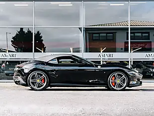 Used 2025 Ferrari Roma Spider Nero - Interior and Exterior details 3