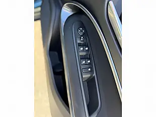 Used 2025 Fiat 600 Base 5DR Green - Interior and Exterior details 9
