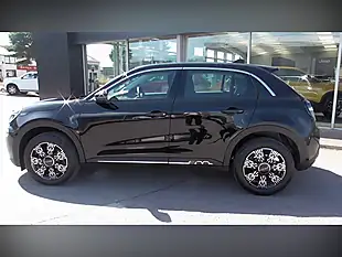 Used 2025 Fiat 600 Black - Interior and Exterior details 3