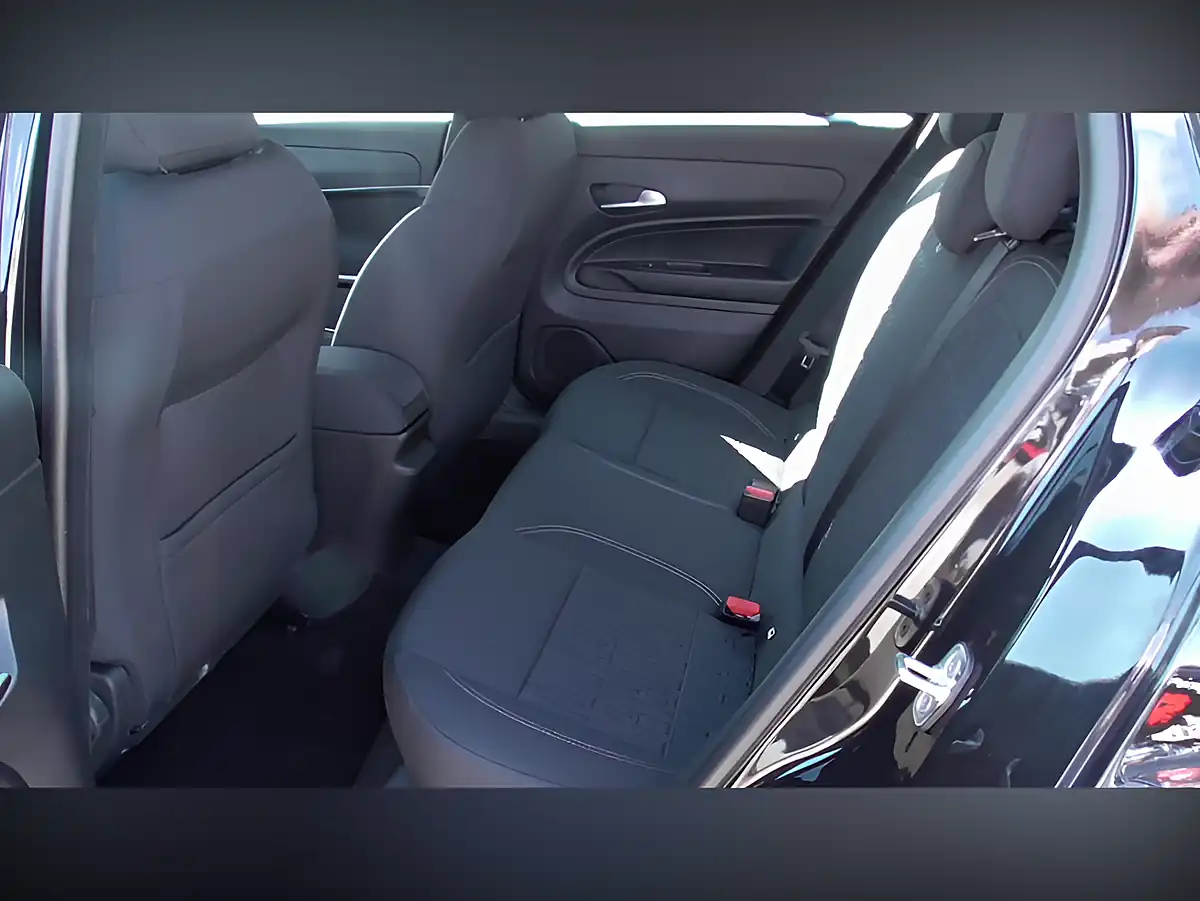 Used 2025 Fiat 600 Black - Interior and Exterior details 9