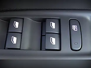 Used 2025 Fiat 600 Green - Interior and Exterior details 7