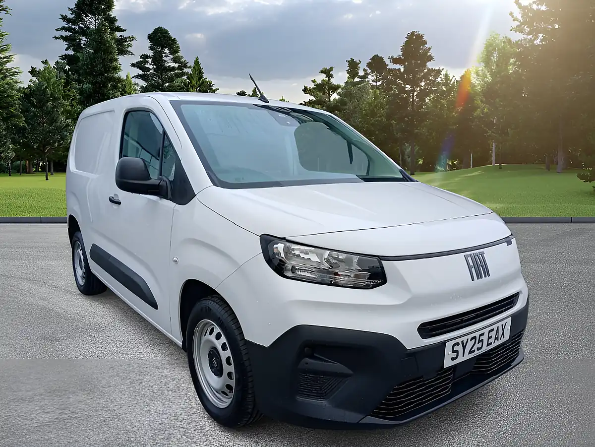 Used 2025 Fiat Doblo 1000Kg L1 Swb White - Front View
