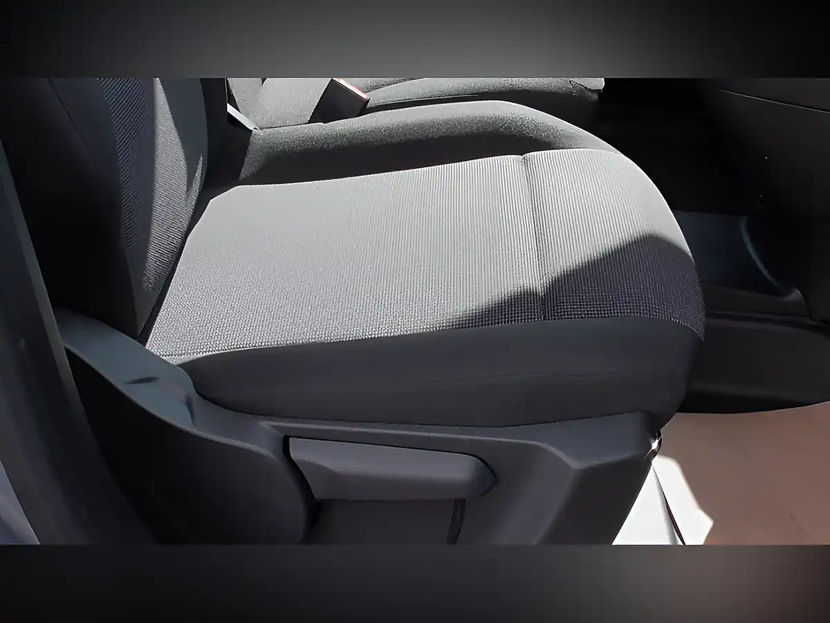 Used 2025 Fiat Doblo Maxi Primo Silver - Interior and Exterior details 9