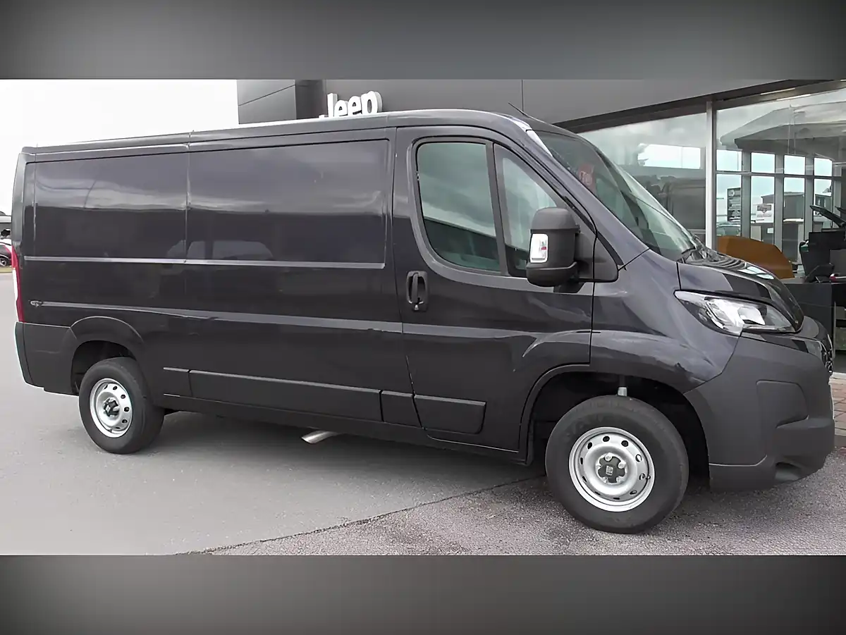 Used 2025 Fiat Ducato 35 L2 H1 Mwb Black - Interior and Exterior details 2