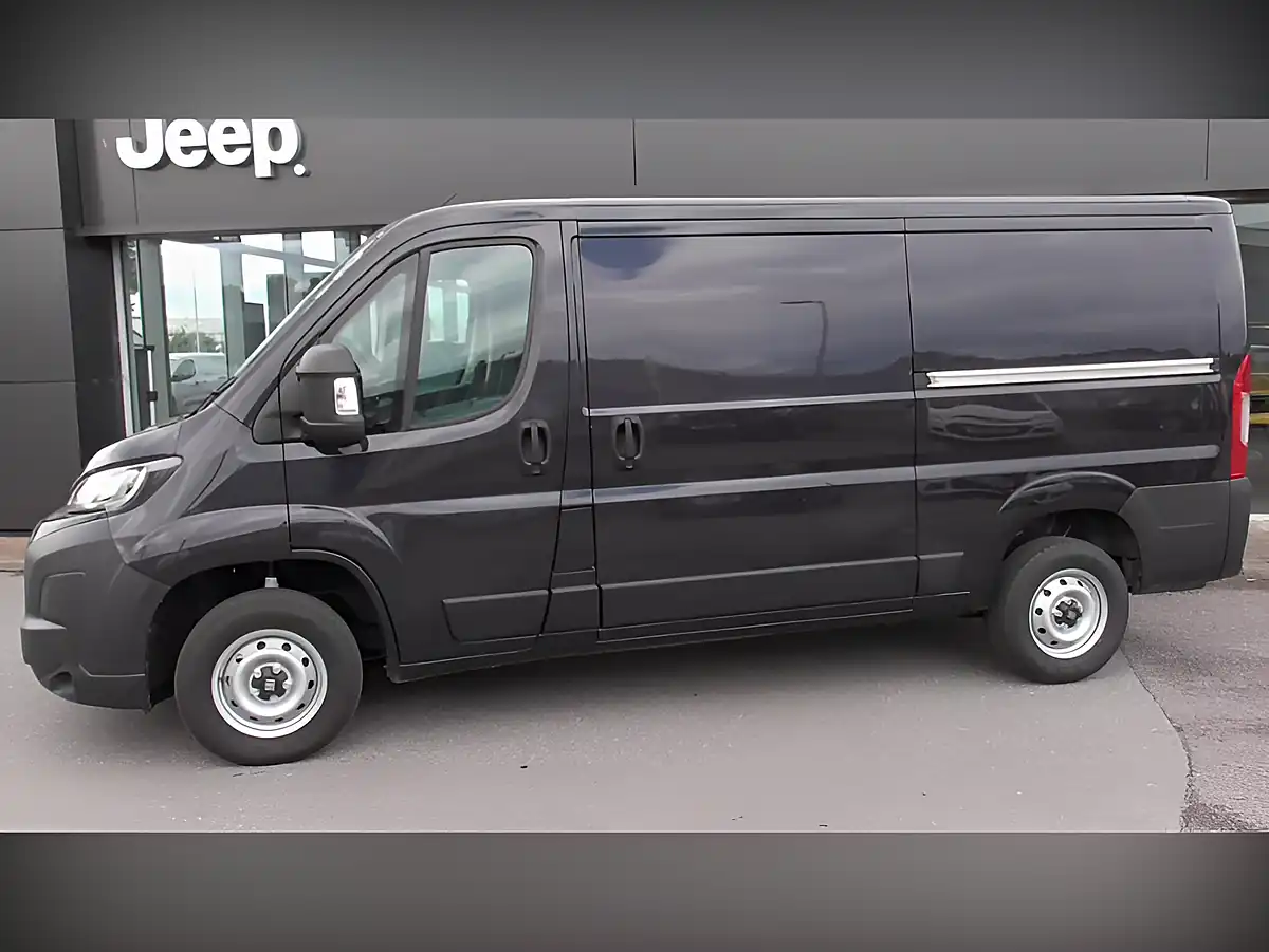Used 2025 Fiat Ducato 35 L2 H1 Mwb Black - Interior and Exterior details 3
