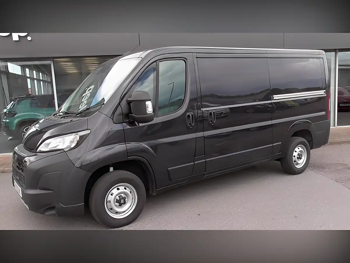 Used 2025 Fiat Ducato 35 L2 H1 Mwb Black - Interior and Exterior details 5