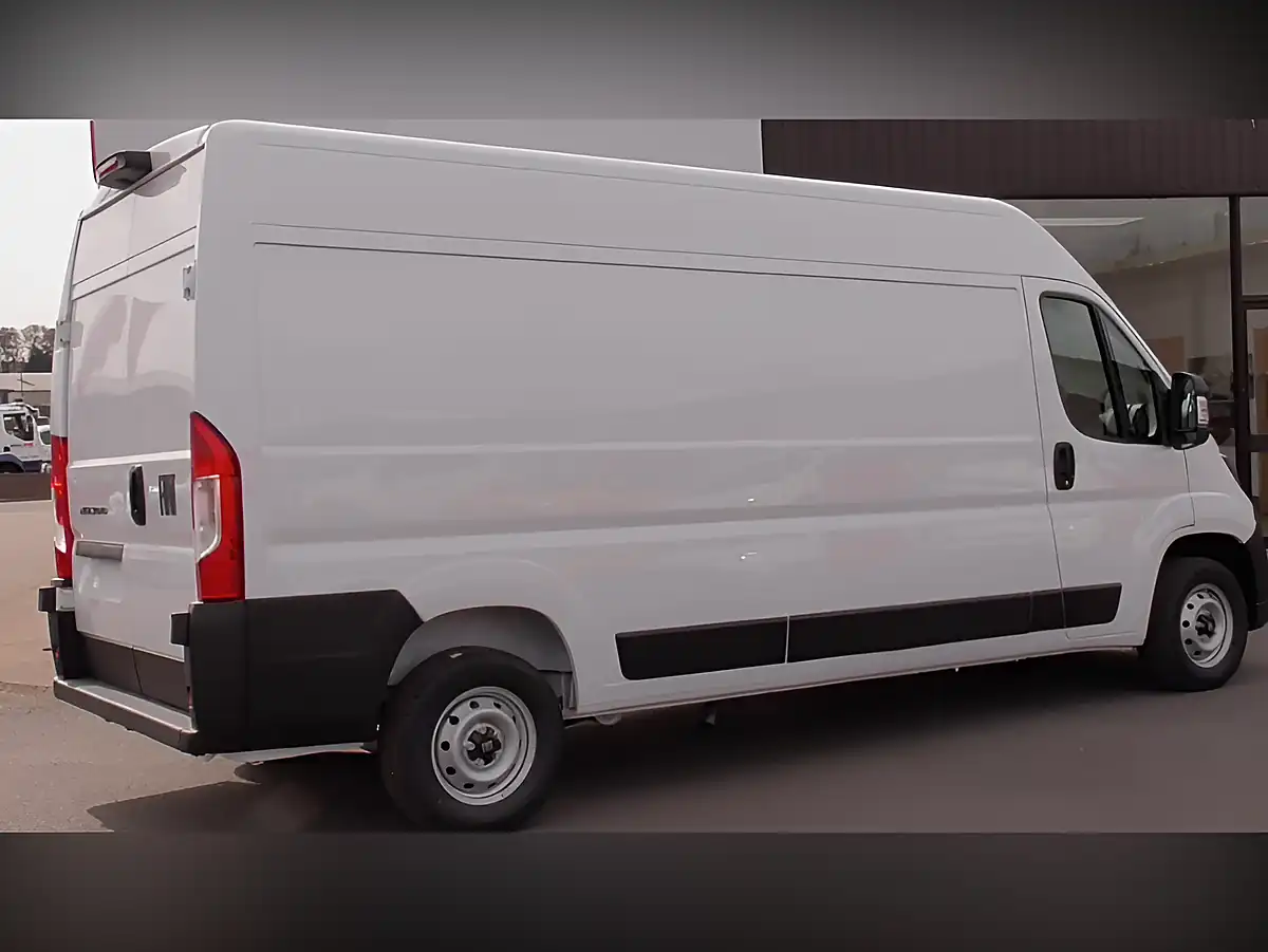 Used 2025 Fiat Ducato L3 H2 Lwb White - Interior and Exterior details 4