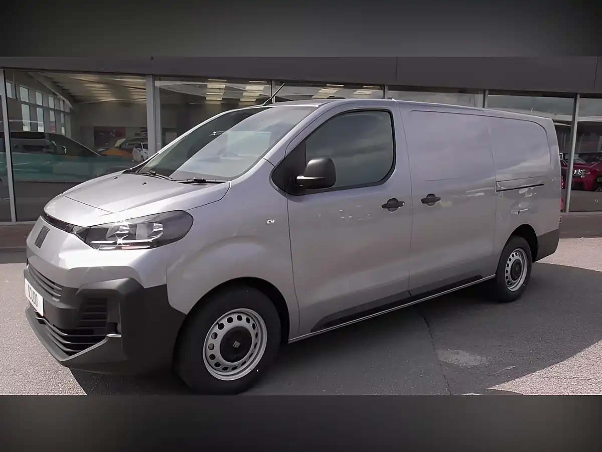 Used 2025 Fiat Scudo L2 Lwb Silver - Interior and Exterior details 3