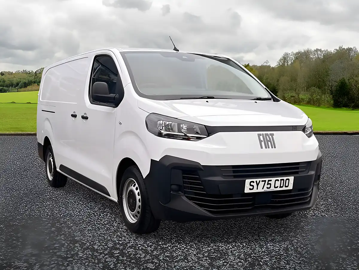 Used 2025 Fiat Scudo Lwb L2 White - Front View