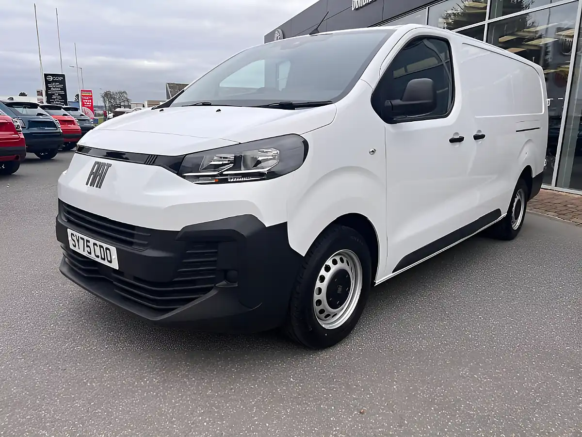 Used 2025 Fiat Scudo Lwb L2 White - Interior and Exterior details 3