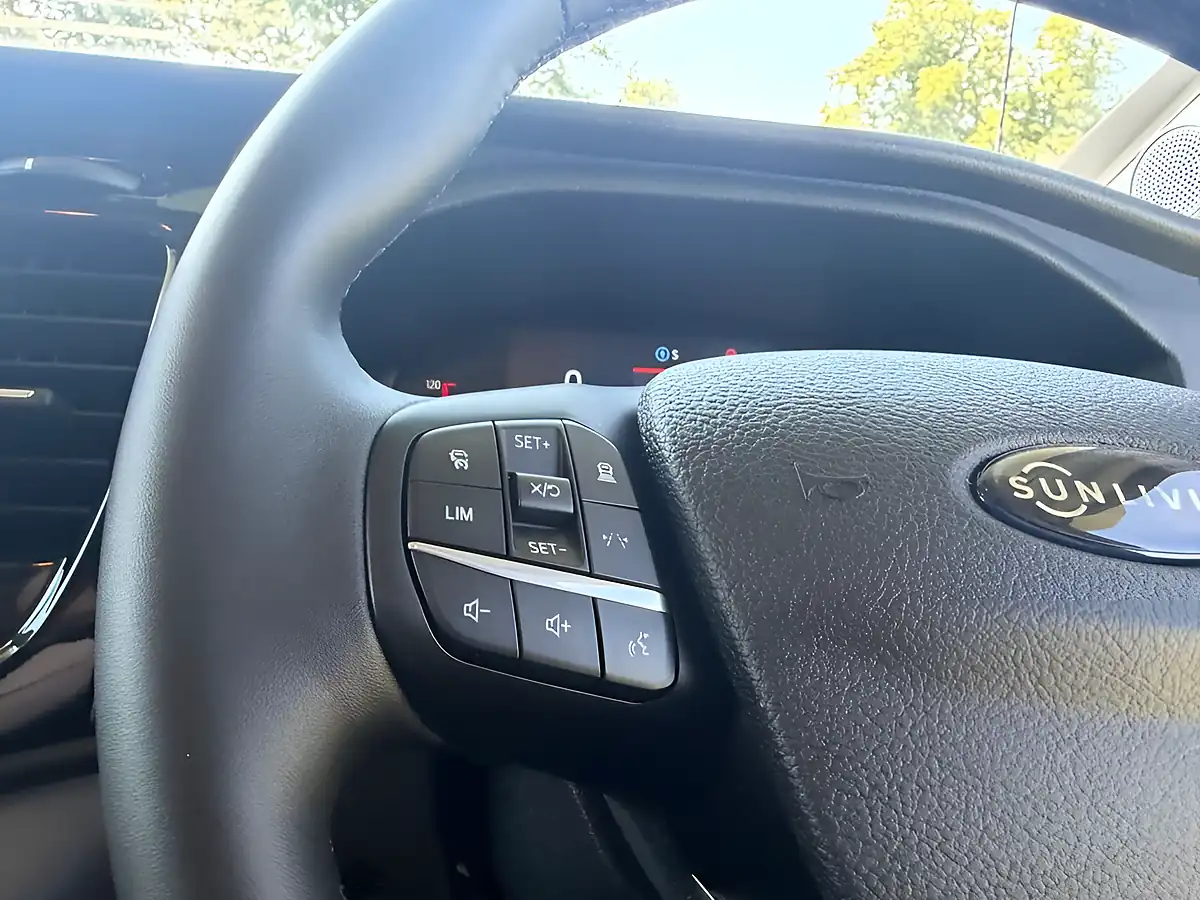 Used 2025 Ford Auto Trail Sun Living 6 Berth Black - Interior and Exterior details 17