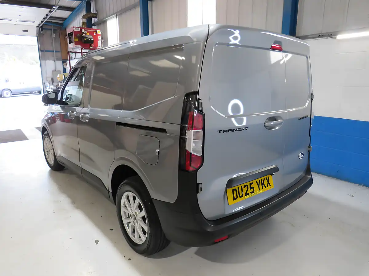 Used 2025 Ford Courier Ltd Silver - Interior and Exterior details 5
