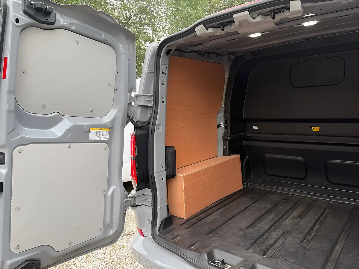 Used 2025 Ford E-Transit Custom Limited Crew Van Grey Matter - Interior and Exterior details 15
