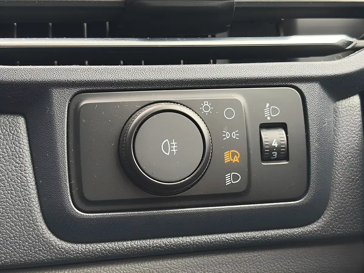 Used 2025 Ford E-Transit Custom Limited Crew Van Grey Matter - Interior and Exterior details 19