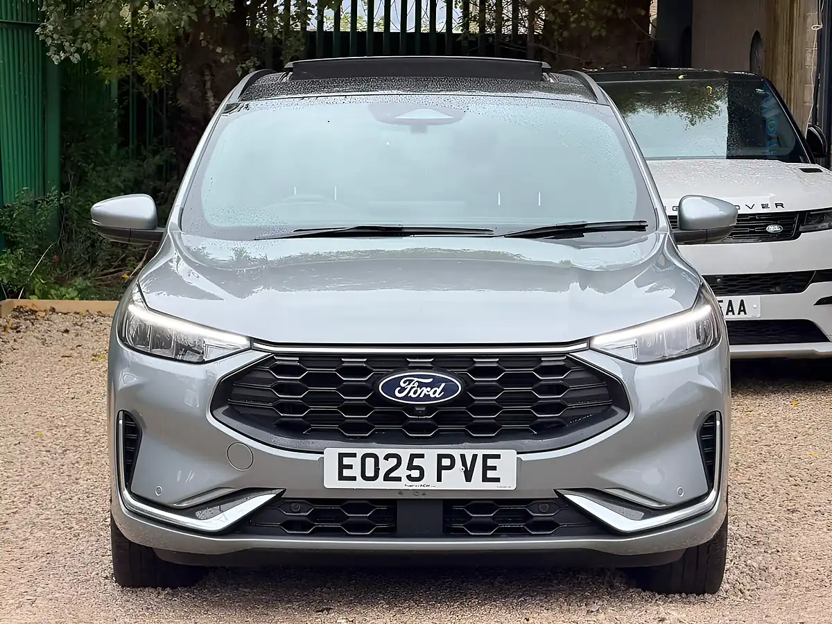 Used 2025 Ford Kuga ST-Line X Silver - Interior and Exterior details 2
