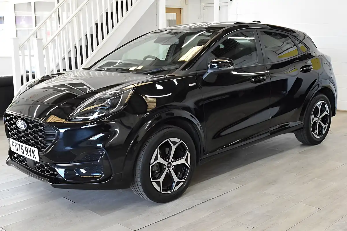 Used 2025 Ford Puma ST-Line Black - Interior and Exterior details 3