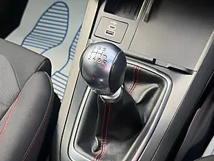 Used 2025 Ford Puma ST-Line Blue - Interior and Exterior details 11