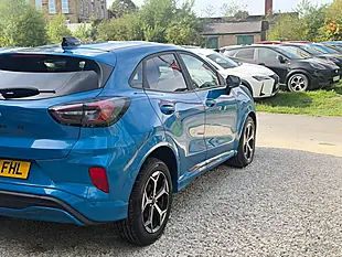 Used 2025 Ford Puma ST-Line Blue - Interior and Exterior details 20
