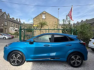 Used 2025 Ford Puma ST-Line Blue - Interior and Exterior details 8