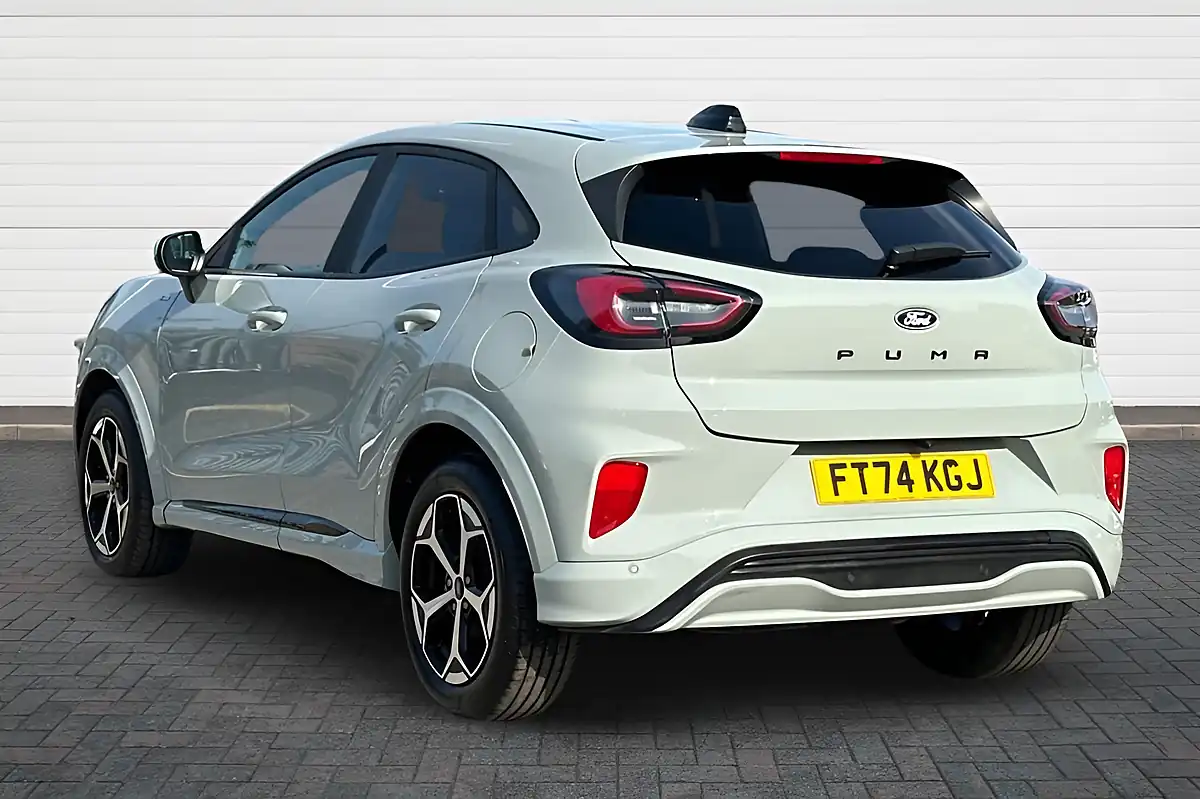 Used 2025 Ford Puma ST-Line Grey - Interior and Exterior details 5