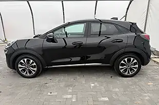 Used 2025 Ford Puma Titanium Black - Interior and Exterior details 8
