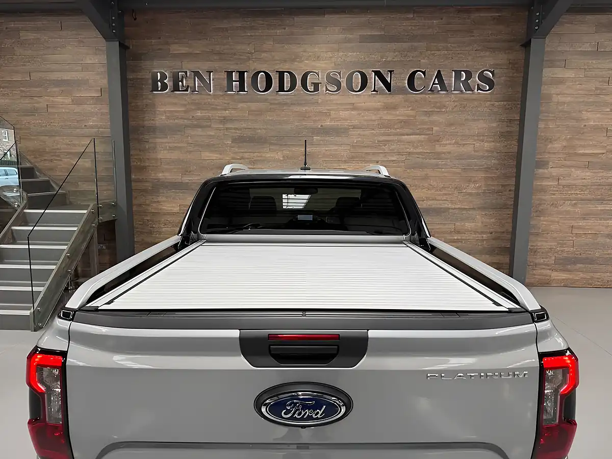 Used 2025 Ford Ranger Platinum Silver - Interior and Exterior details 17