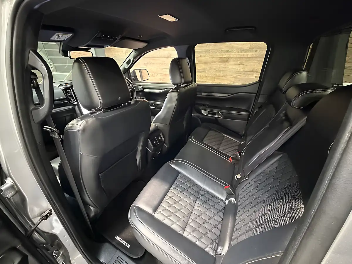 Used 2025 Ford Ranger Platinum Silver - Interior and Exterior details 9