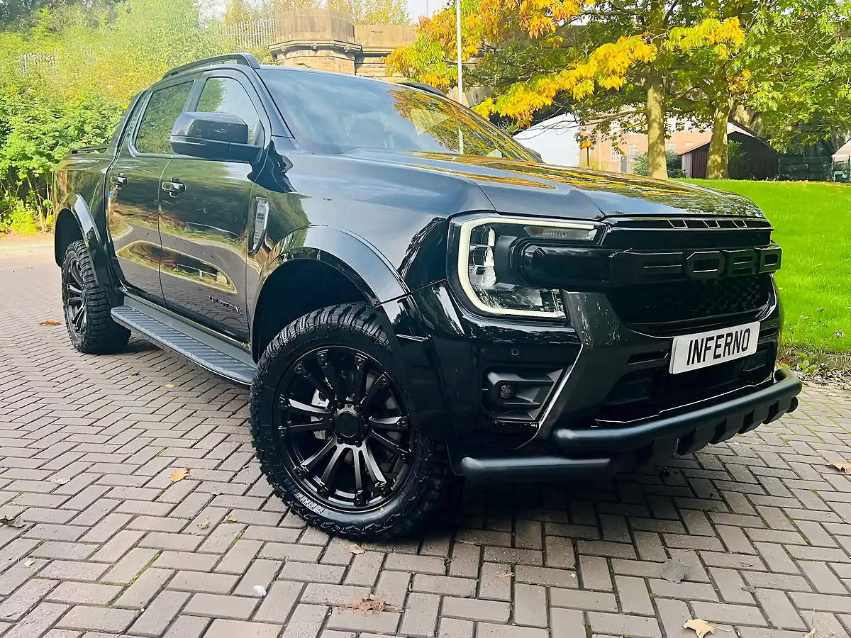 Used 2025 Ford Ranger Wildtrak Black - Front View