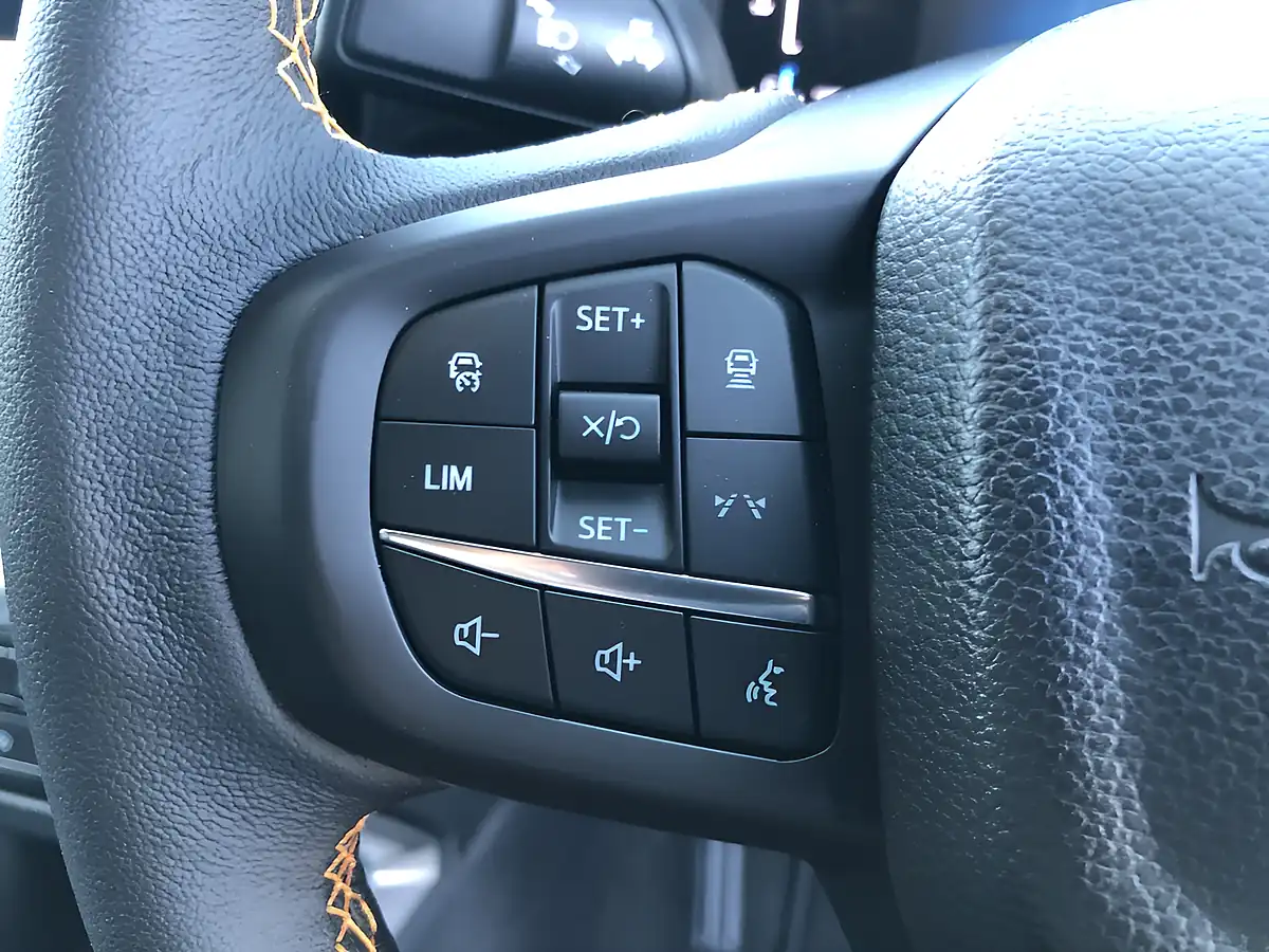 Used 2025 Ford Ranger Wildtrak Silver - Interior and Exterior details 8