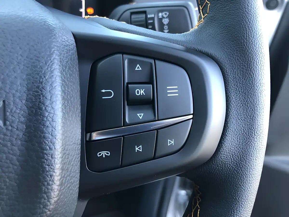 Used 2025 Ford Ranger Wildtrak Silver - Interior and Exterior details 9