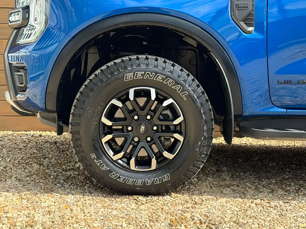 Used 2025 Ford Ranger Wildtrak X Blue Lightning - Interior and Exterior details 12