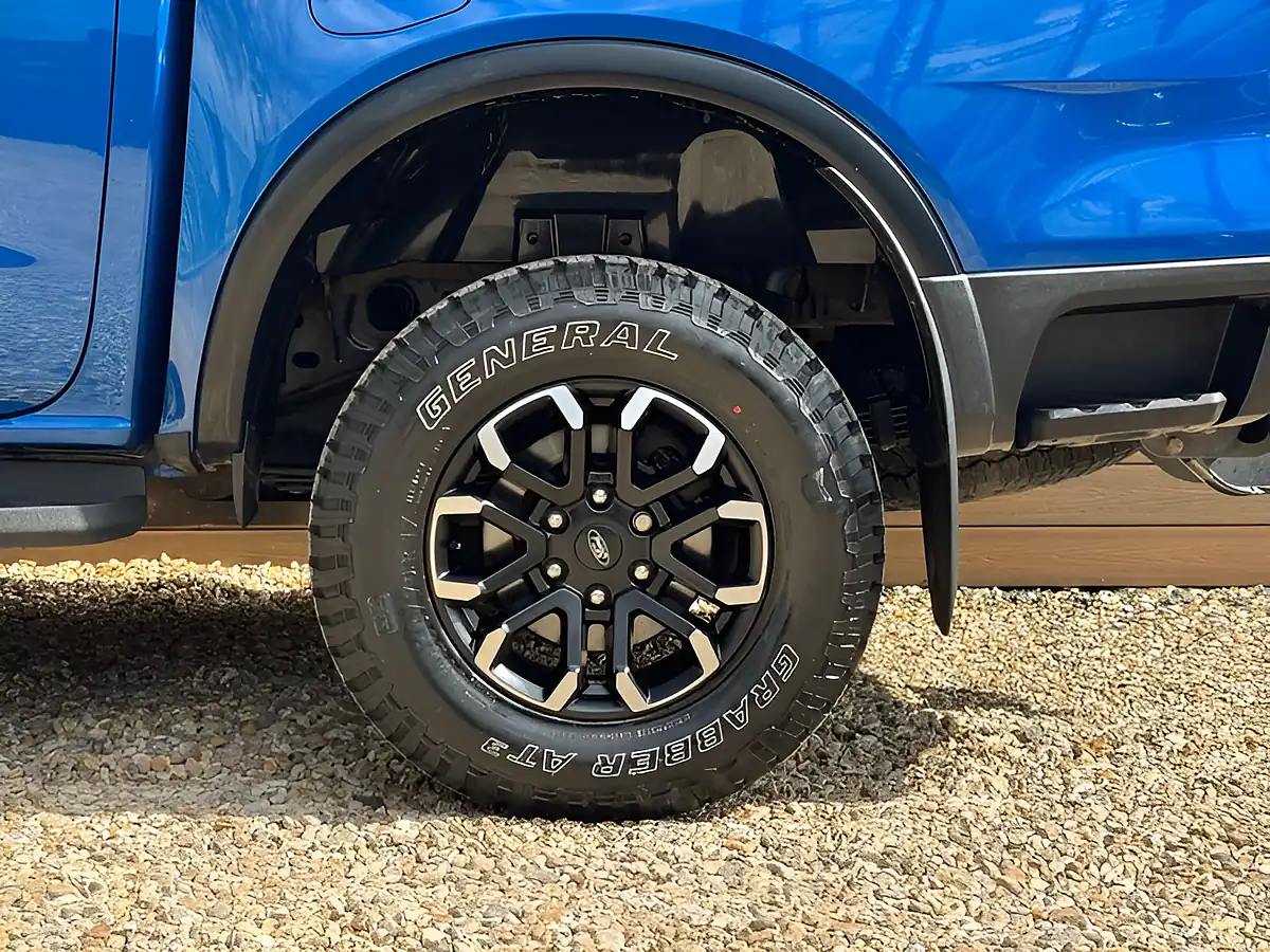 Used 2025 Ford Ranger Wildtrak X Blue Lightning - Interior and Exterior details 16