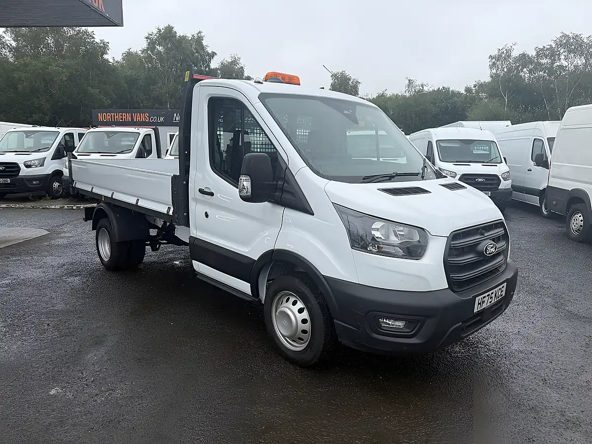 Used 2025 Ford Transit 350 Leader Frozen White - Interior and Exterior details 6