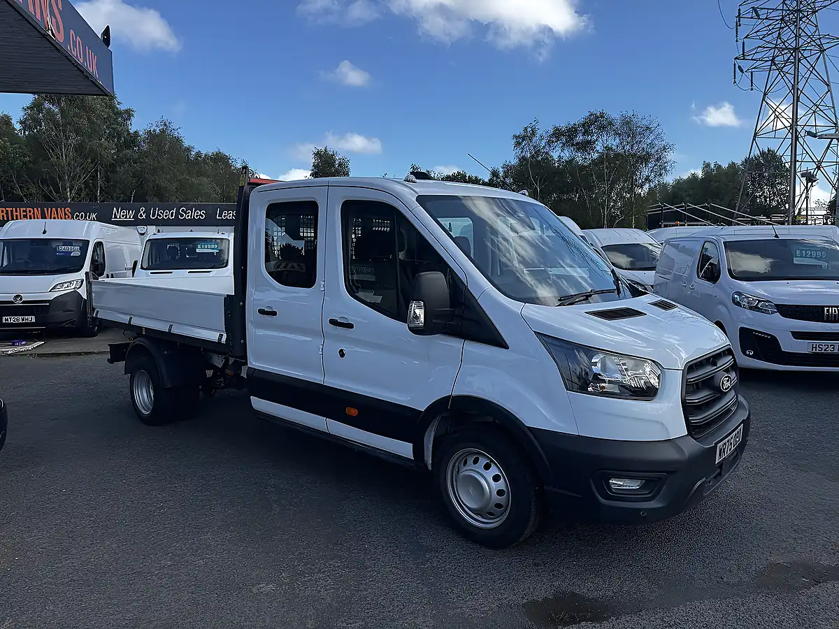 Used 2025 Ford Transit 350 Leader Frozen White (solid Colour) - Interior and Exterior details 3