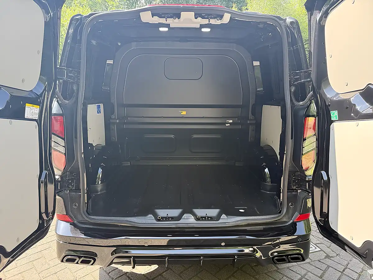 Used 2025 Ford Transit Custom 320 Limited L1H1 Dciv Black - Interior and Exterior details 10