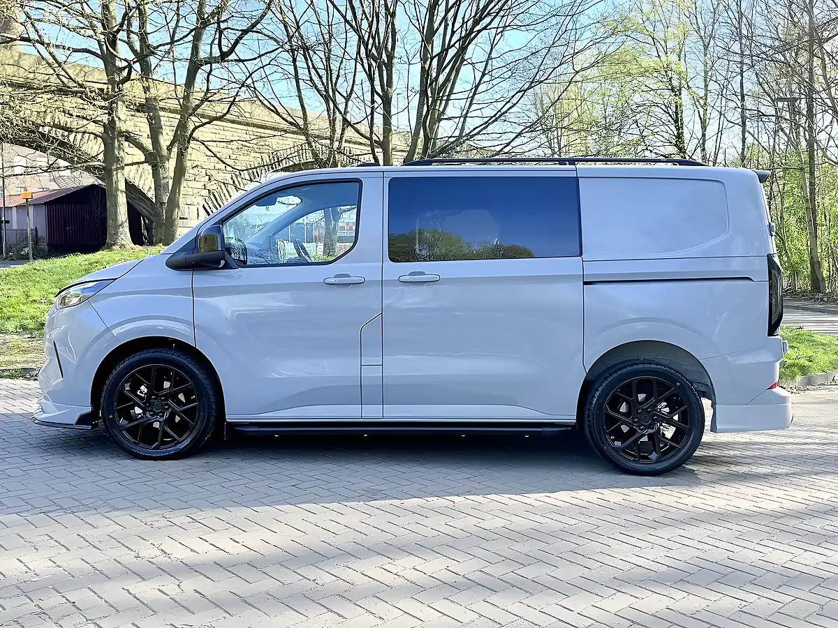 Used 2025 Ford Transit Custom 320 Limited L1h1 Dciv Grey Matter - Interior and Exterior details 7