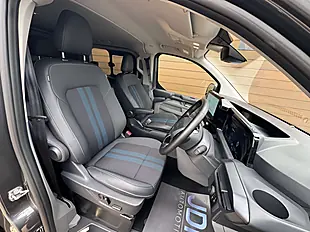 Used 2025 Ford Transit Custom 320 Sport Magnetic - Interior and Exterior details 14