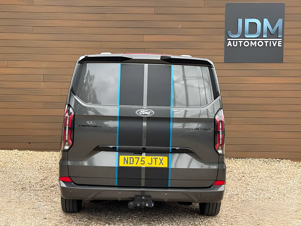 Used 2025 Ford Transit Custom 320 Sport Magnetic - Interior and Exterior details 4