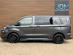 Used 2025 Ford Transit Custom 320 Sport Magnetic - Interior and Exterior details 8